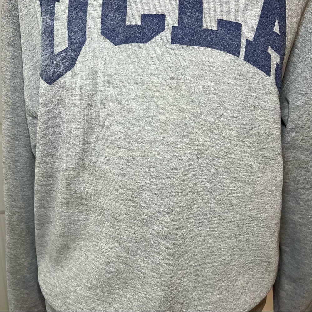 Vintage Russell Athletic Gray & Purple Crewneck Sweatshirt Mens Small - Picture 2 of 7